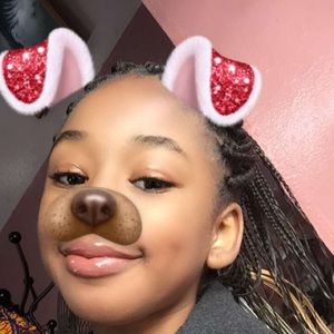 Meet your Posher, Lele